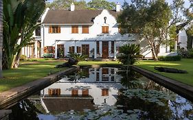 Bronte Hotel